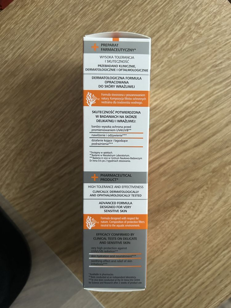 Pharmaceris S codzienna emulsja ochronna SPF 50+ z kwasem hialuronowym