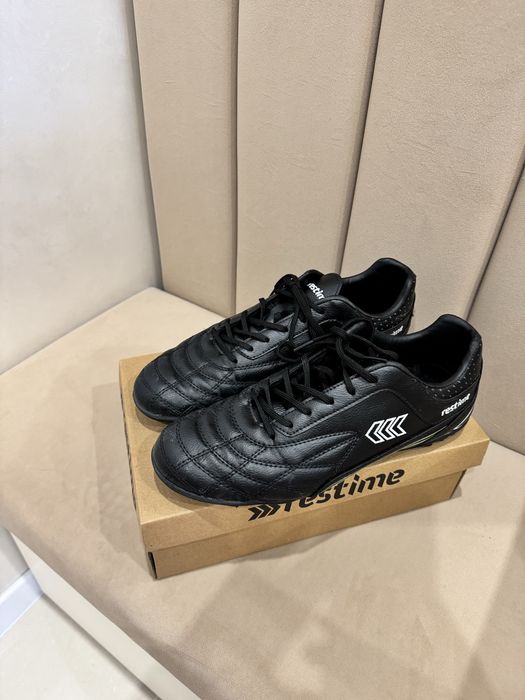 Сороконіжки футбольні