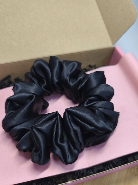 Scrunchie Classic czarna naturalny jedwab