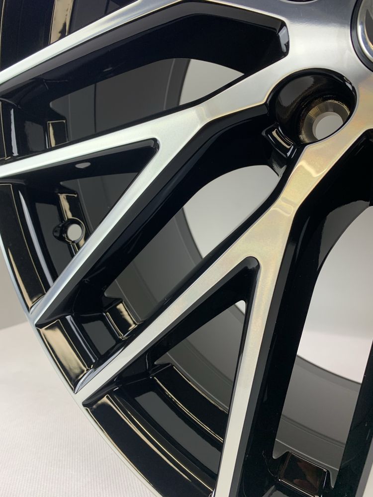 Nowe Oryginalne Felgi 19" ET 50 Seat Leon Cupra/FR - Czarny Połysk