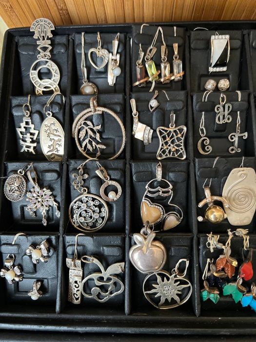 Срібні підвіски