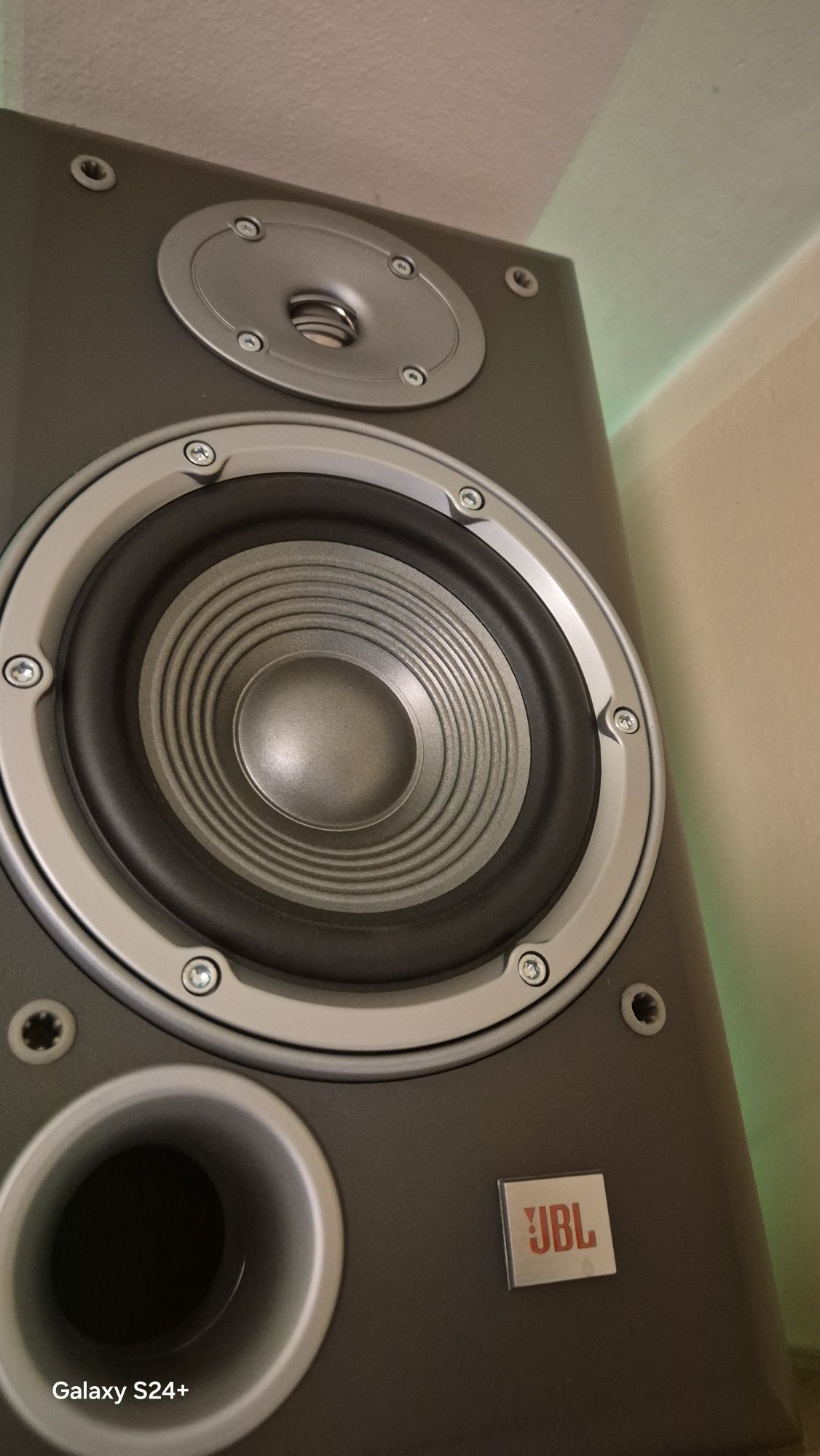 Kolumny monitory JBL e30