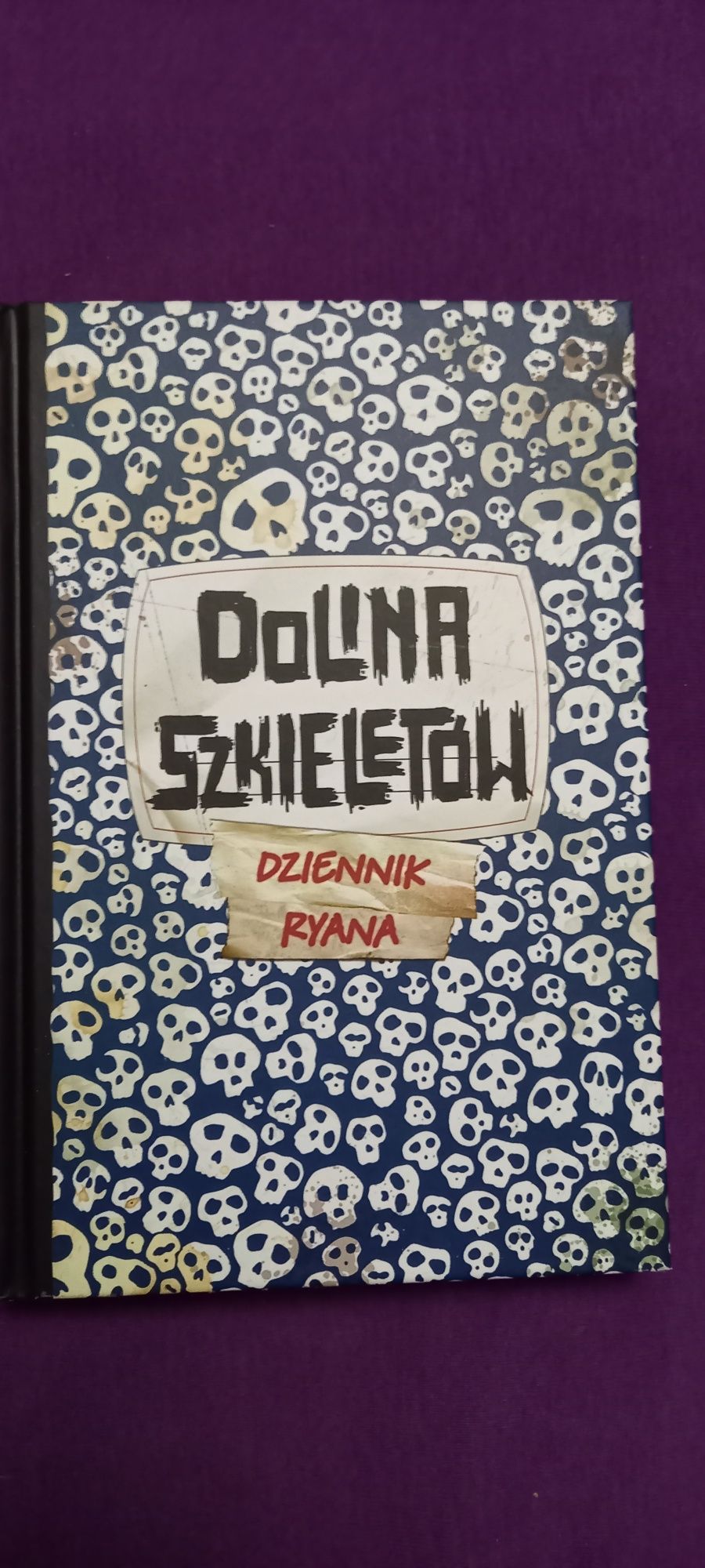 Książka pt. " Dolina Szkieletów "