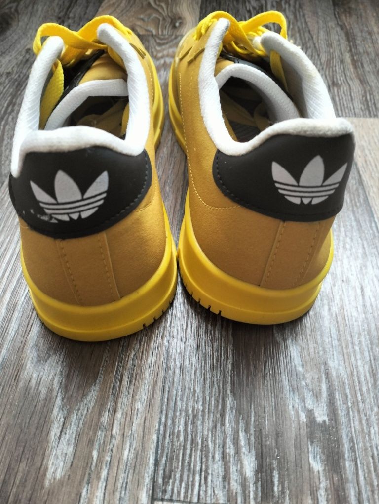 Чоловічі кросівки Adidas