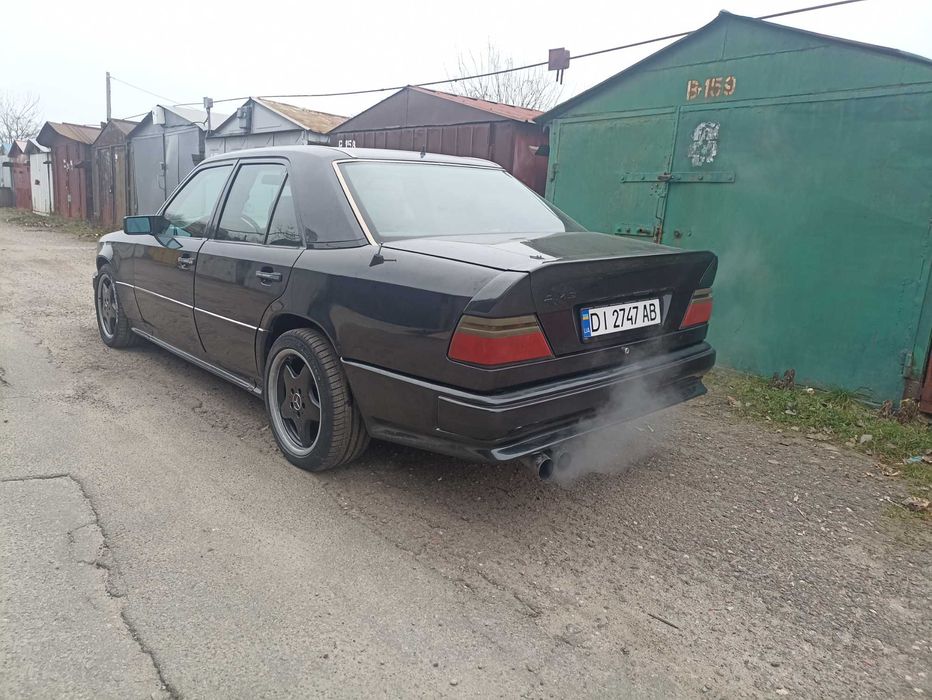 Mercedes W124 3.2