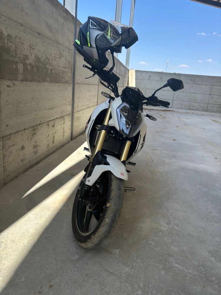 Keewai rkf 125 Branca