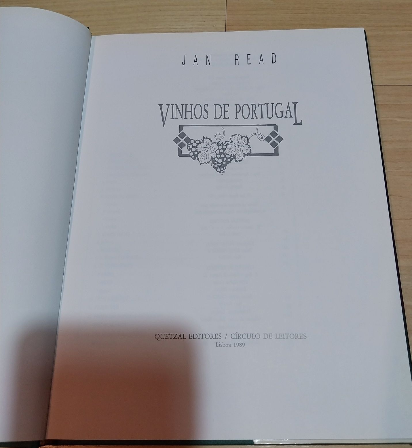 Livro Vinhos de Portugal