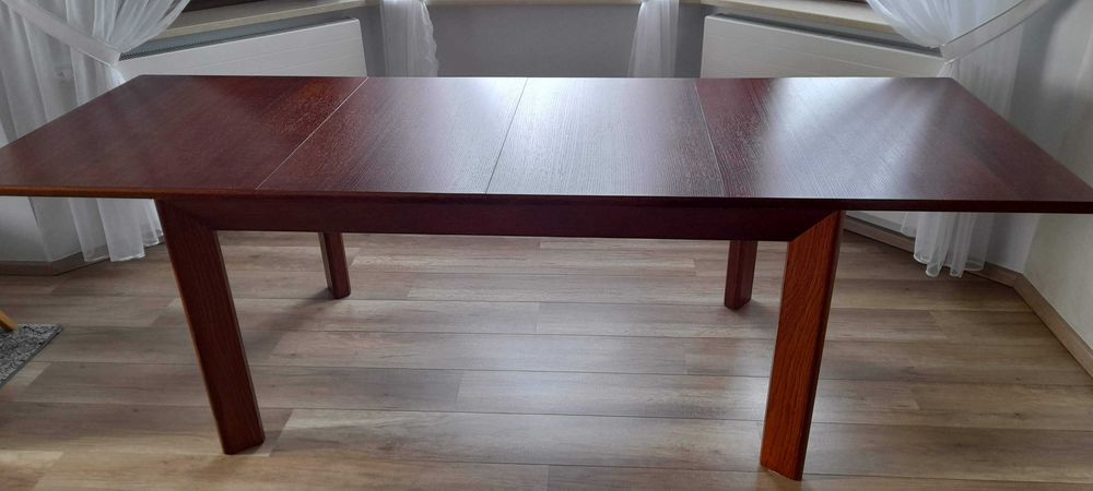 Stół rozkładany+krzesła 6szt