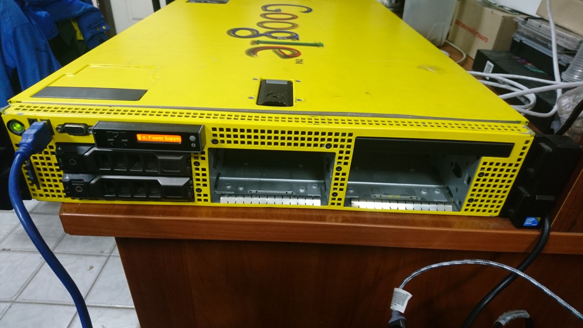Сервер Dell PowerEdge R710