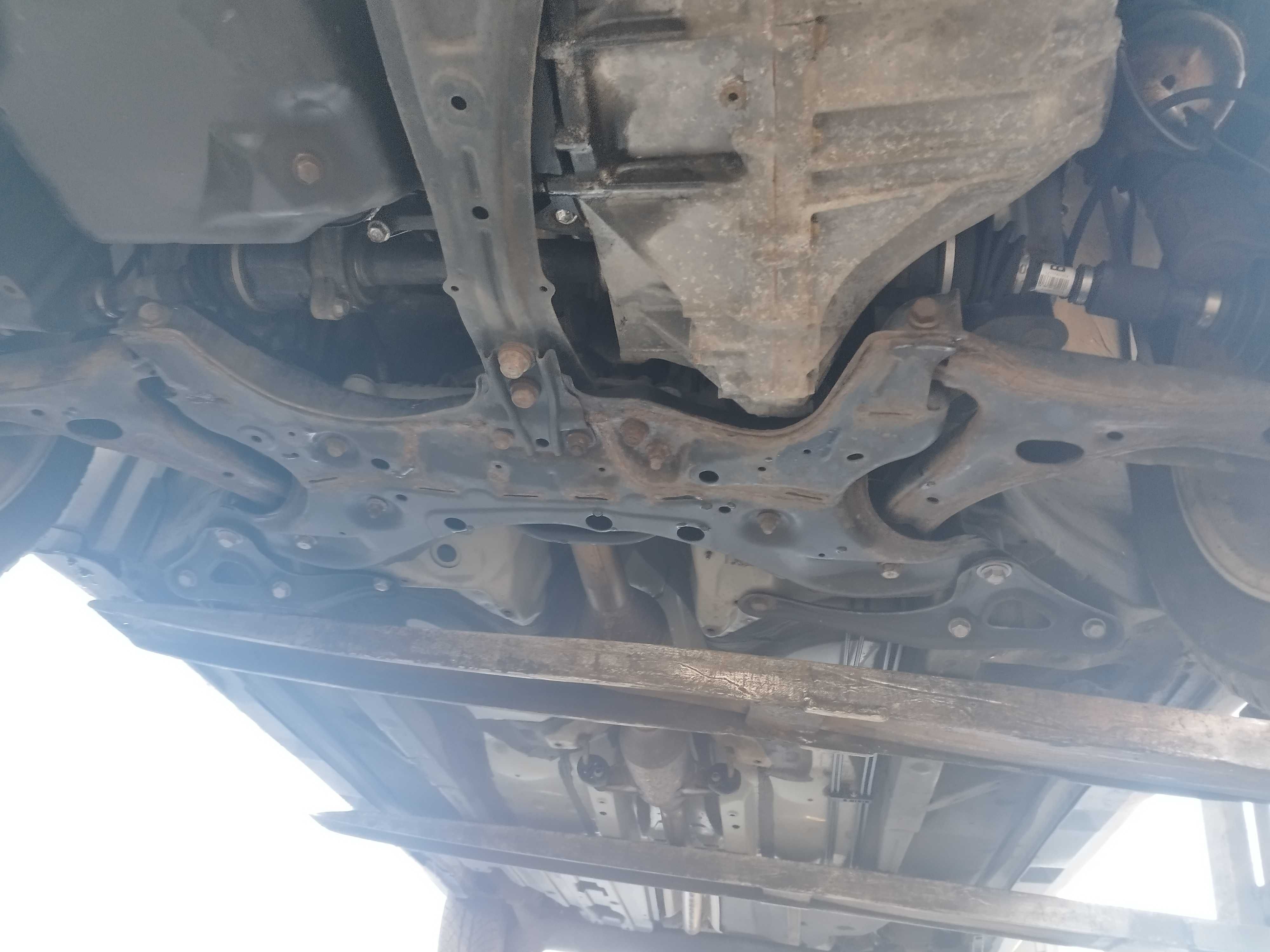 sanki wózek kołyska Toyota Corolla Verso II 2.2 D4D