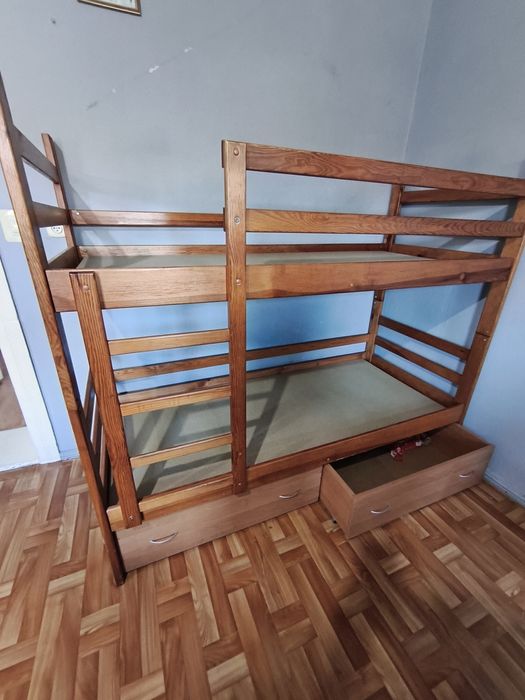 Sprzedam łóżko piętrowe