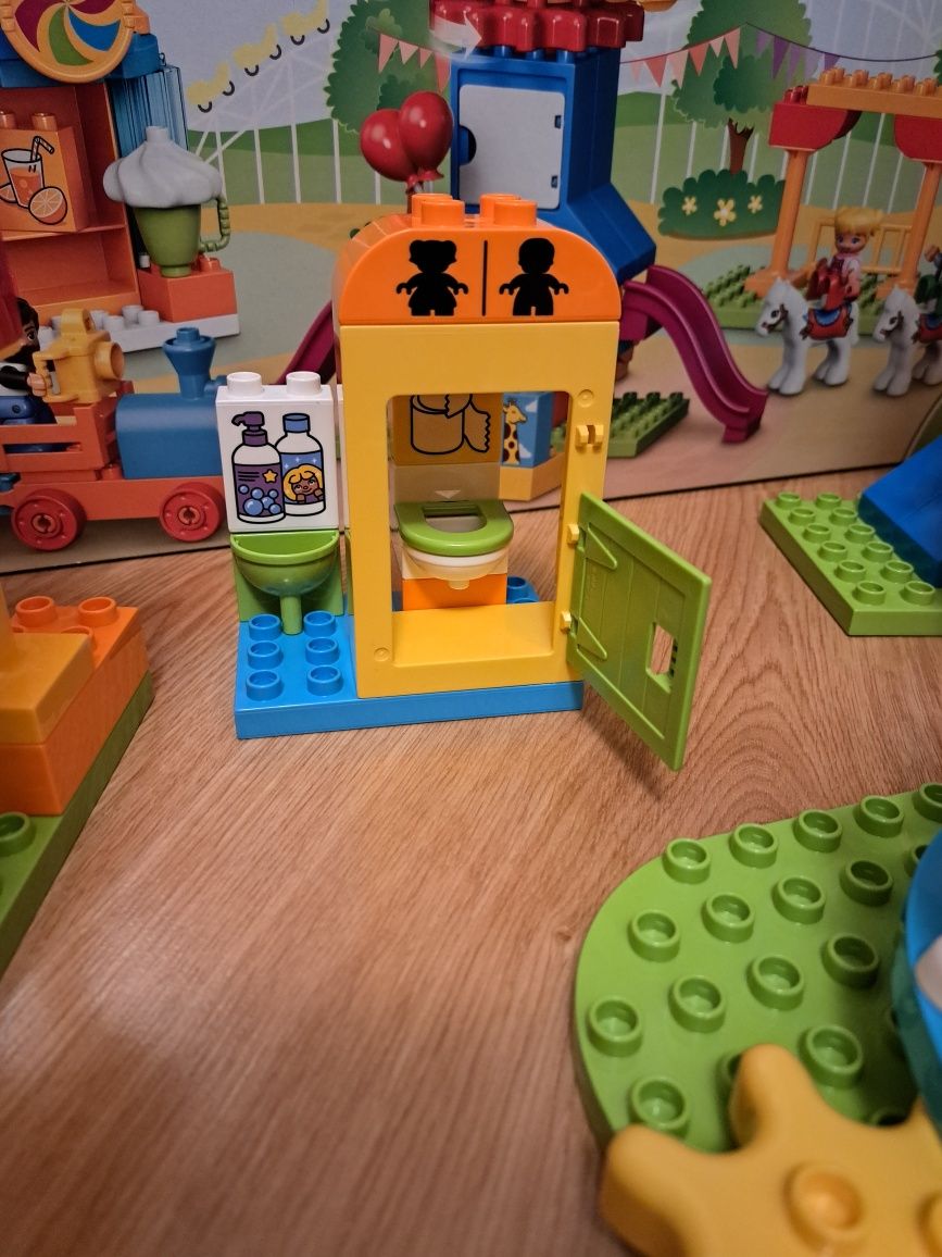 Lego Duplo Duże wesołe miasteczko 10840