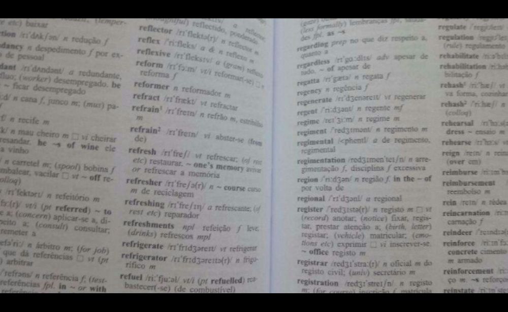 Dicionário escolar Verbo Oxford Português-Inglês e Inglês-Português em