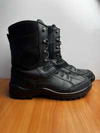 Берцы кожаные размер 46 оригинал чёрные ботинки военные легкие мужские
