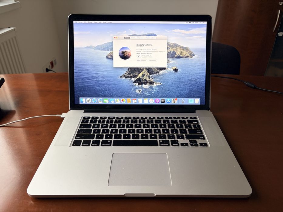 MacBook Pro 15 2015 i7 2,5 GHz/16GB/256GB, nowa bateria 25 cykli
