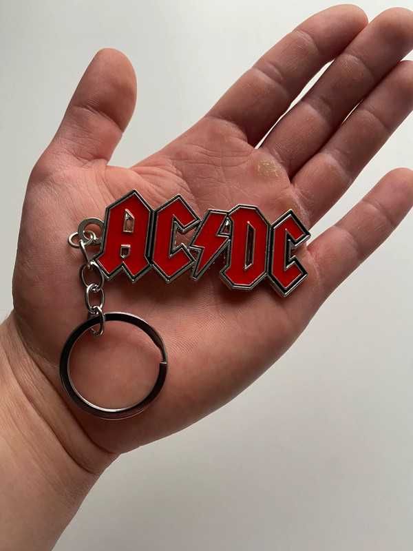 Breloczek łańcuszek zawieszka wisiorek chain necklace ozdoba AC/DC