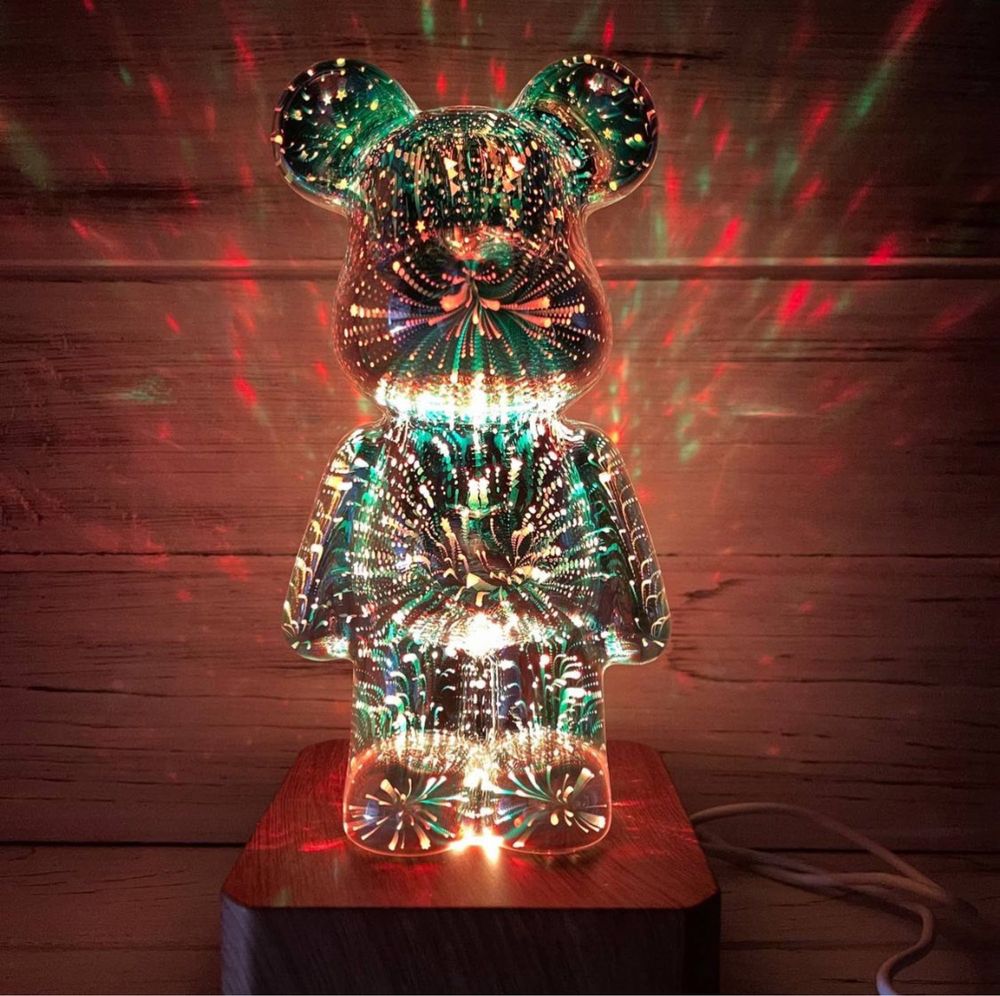 3D ночник стеклянный с эффектом фейерверка в виде мишки RGB Bearbrick