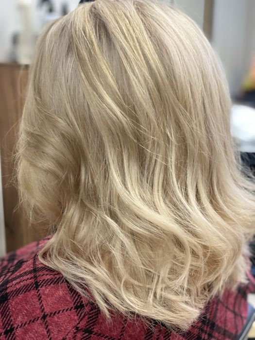 Стрижки фарбування