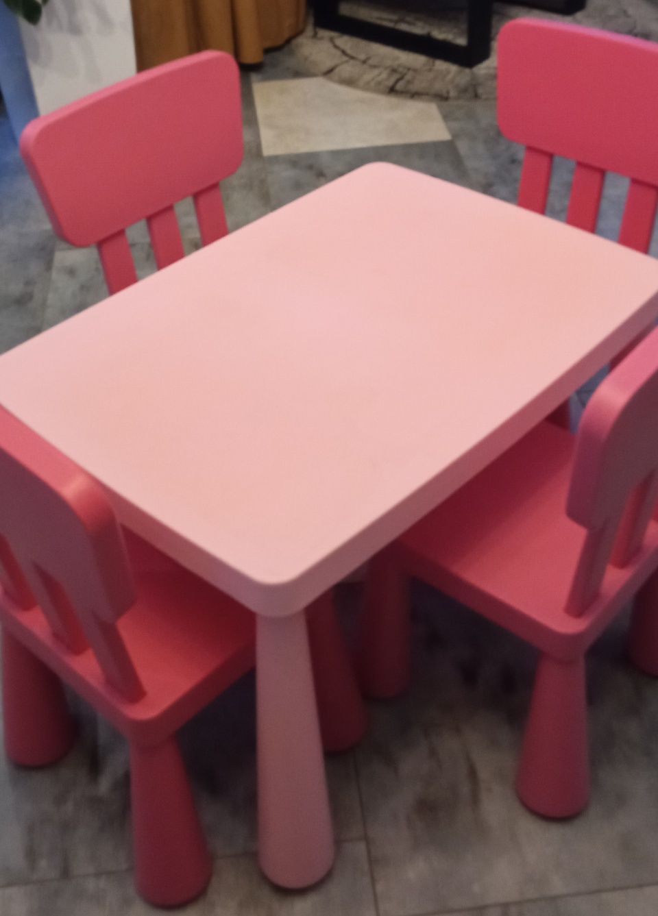 Zestaw Ikea mammut, stoik, krzesła, różowy, komplet, stolik, krzesełka
