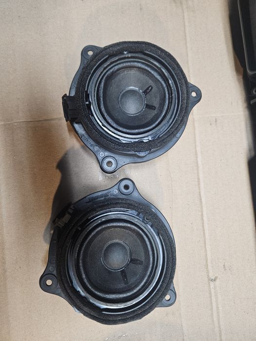 Audi a6 c6 glosnik bose