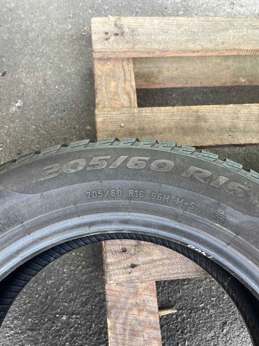 Шини 205 60 16 pirelli зима коплетк