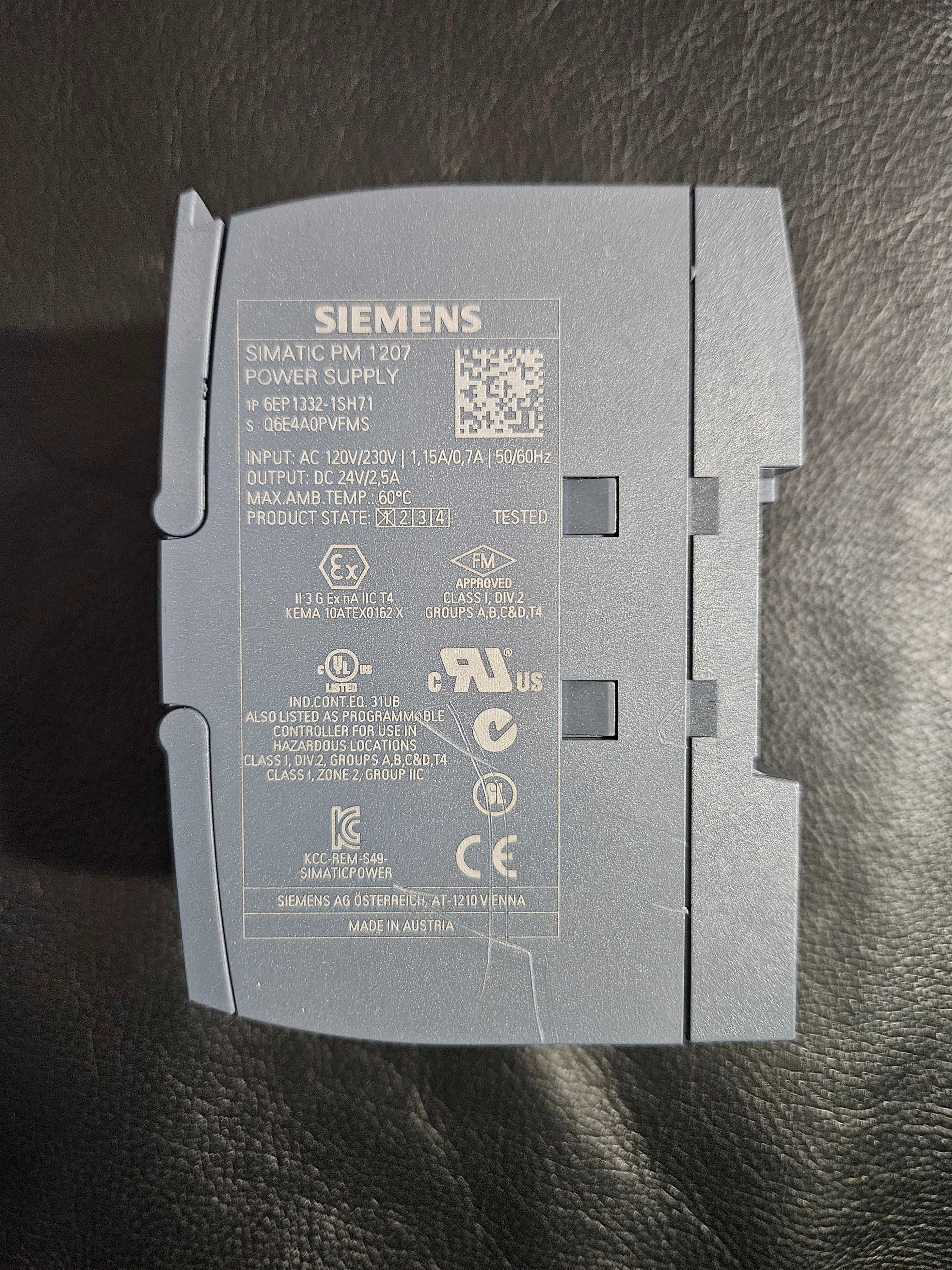 Panel HMI Siemens Simatic Kp700 Comfort + Siemens PM1207