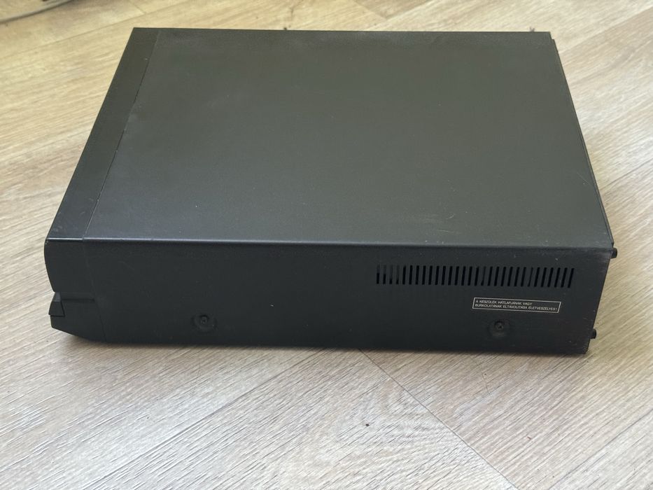 Odtwarzacz video VHS AIWA HV-E101DKKE retro