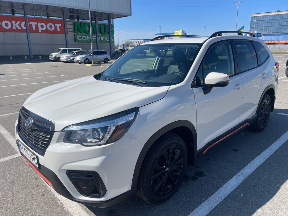 Продається Subaru Forester 
2,5i-S ES Lineartаronic Sport