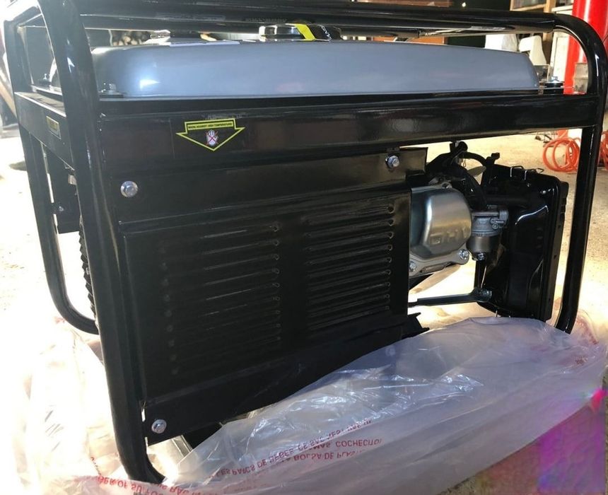 Генератор бензиновий Handai JD3000 2500/2800 кВт.