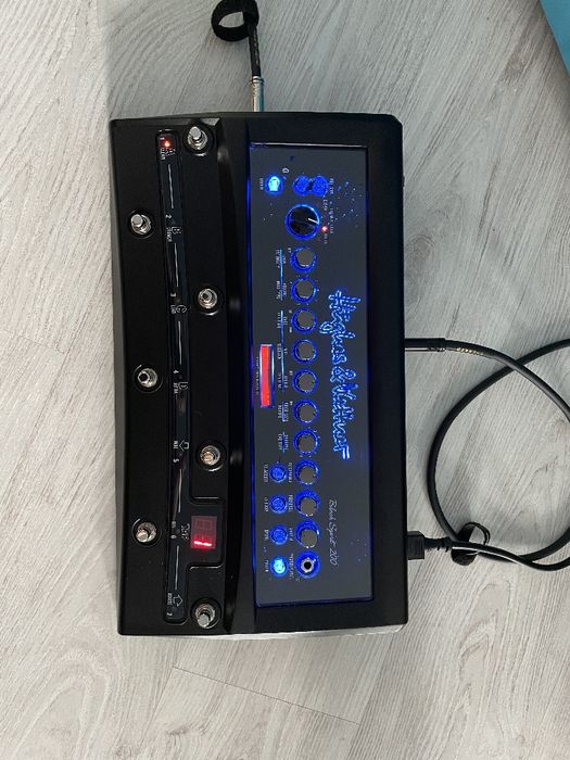 Hughes & Kettner Black Spirit 200 Floor stan sklepowy