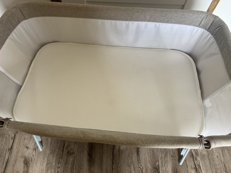 Dostawka Momi łóżeczko dla niemowlaka