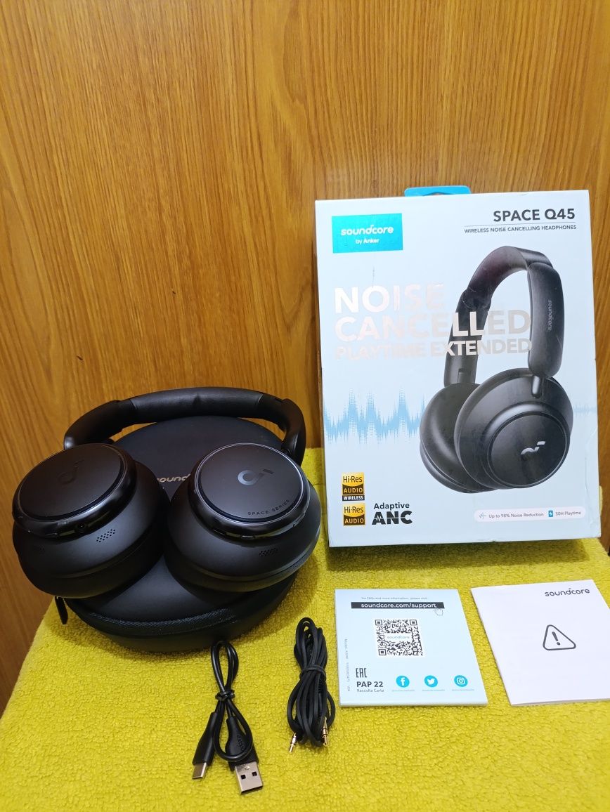 Навушники з мікрофоном Anker Soundcore Space Q45