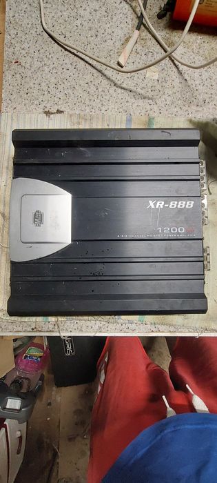 Усилитель автомобильный