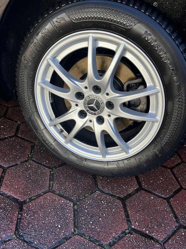 Mercedes-benz CLA 180d