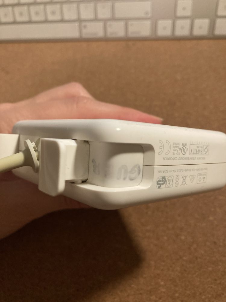 Carregador 85W Magsafe 2 Power Adapter (AVARIADO) + Corrente Extensão