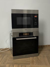 Супер комплект для вашої кухні: Духовка+Мікрохвильовка Miele M8260