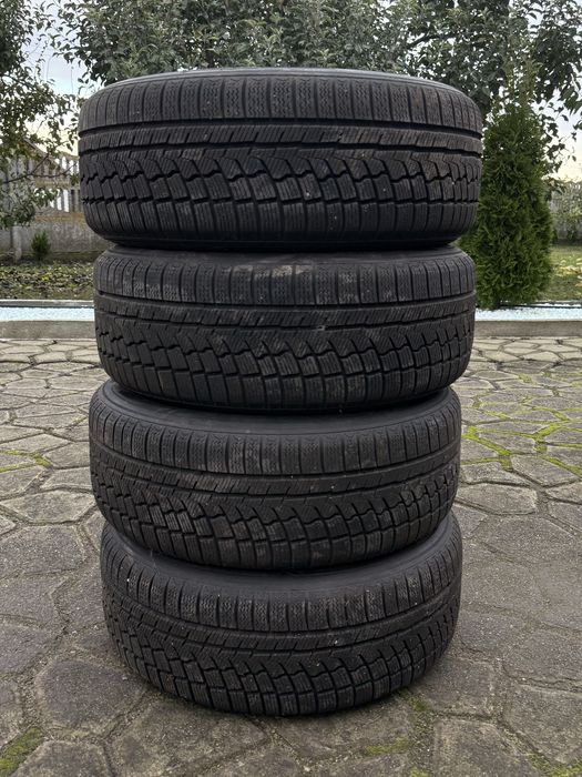 Диски з шинами 5/120, 205/55 р16 стояли на бмв е90