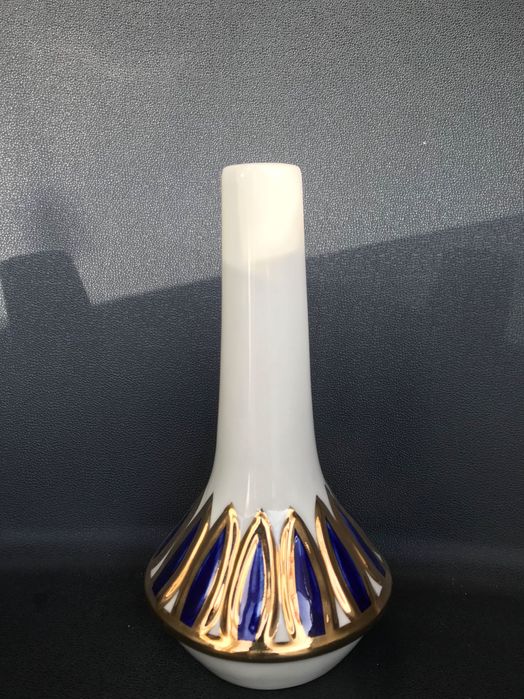 Jarras em porcelana decorativas