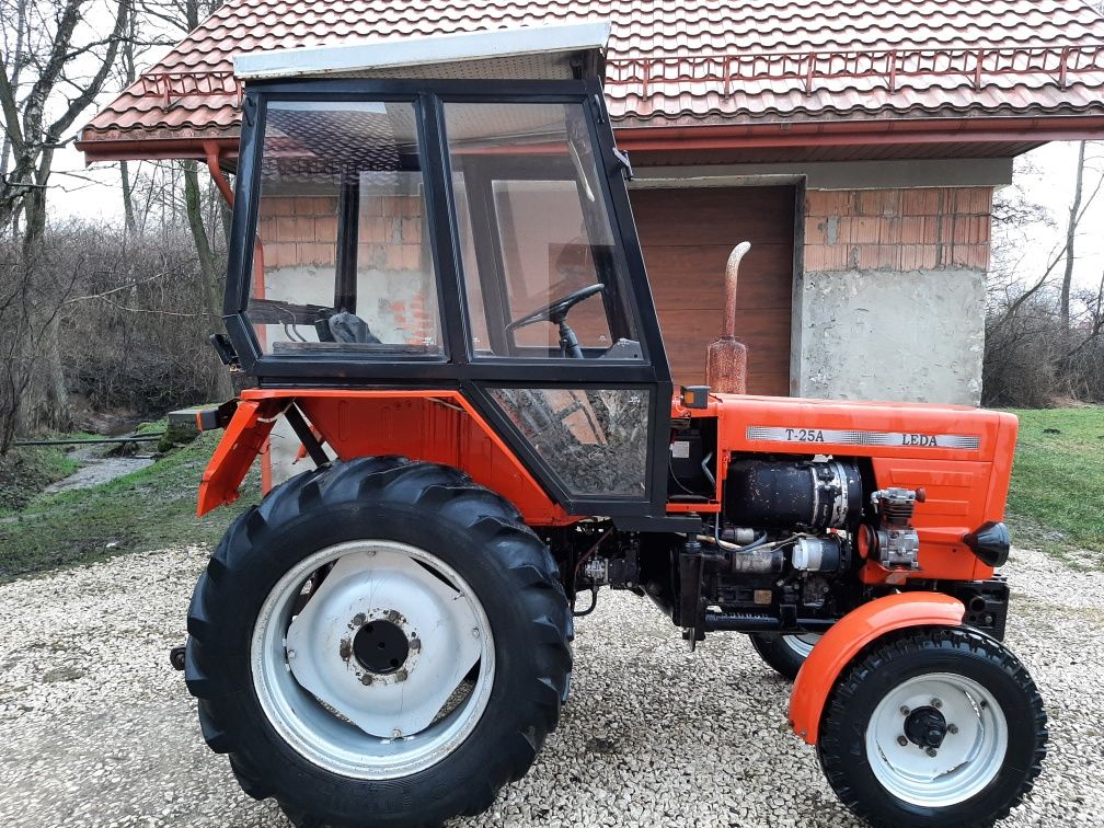 Wladimirec T 25 A Leda MTZ Pronar 320 A