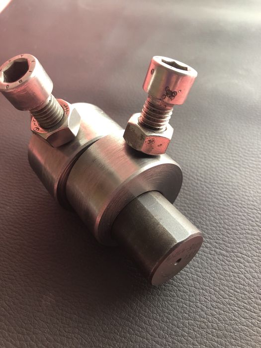 Токарні роботи. Оренда в токаря під виготовлення/сервіс