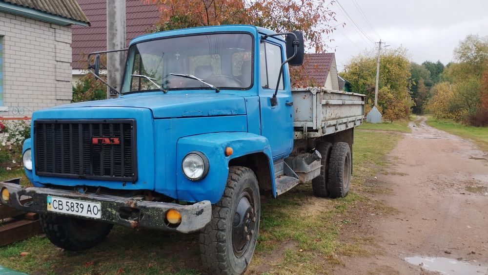 Автомобіль Газ 3307
