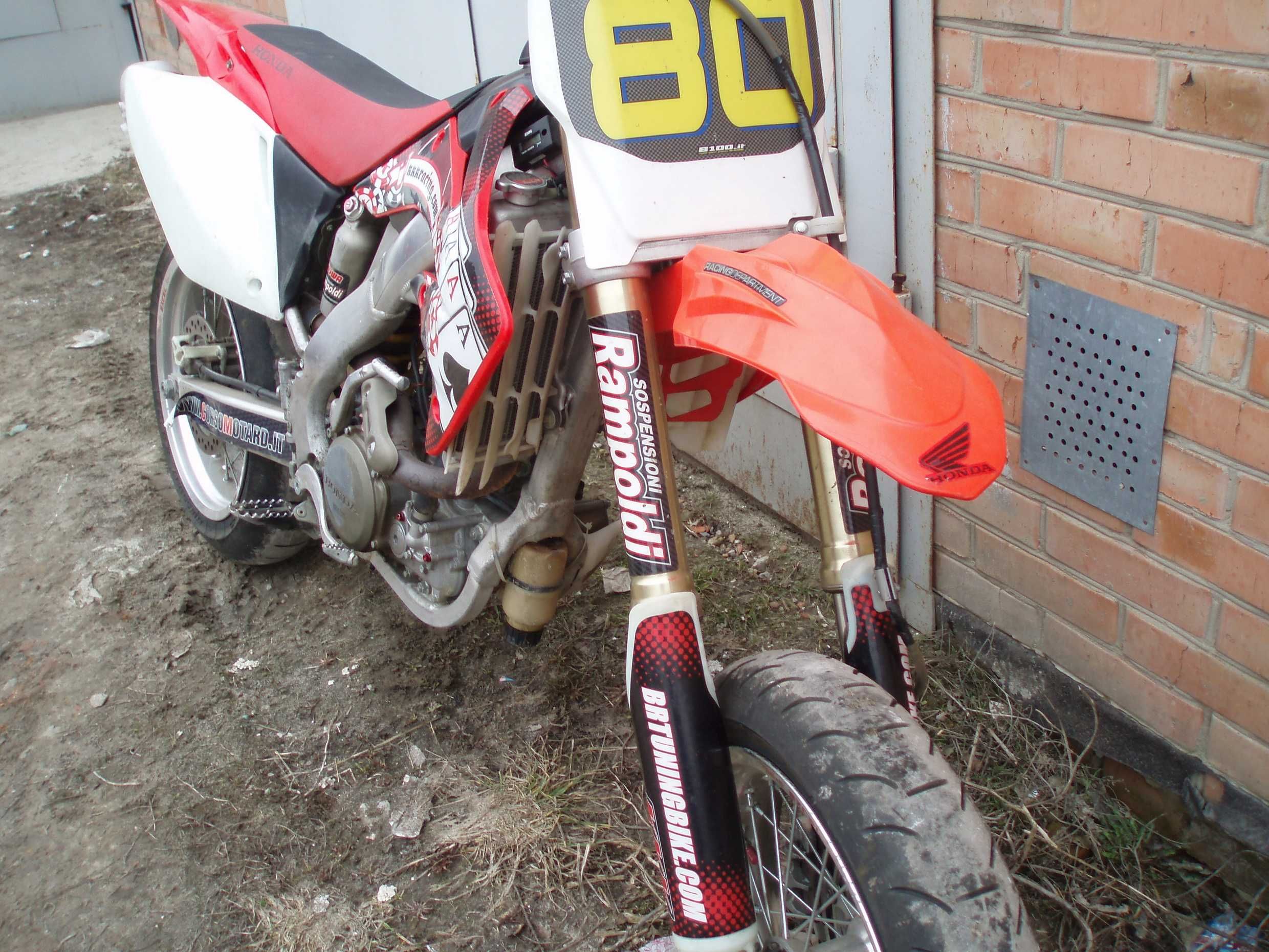 HONDA CRF250R супермото