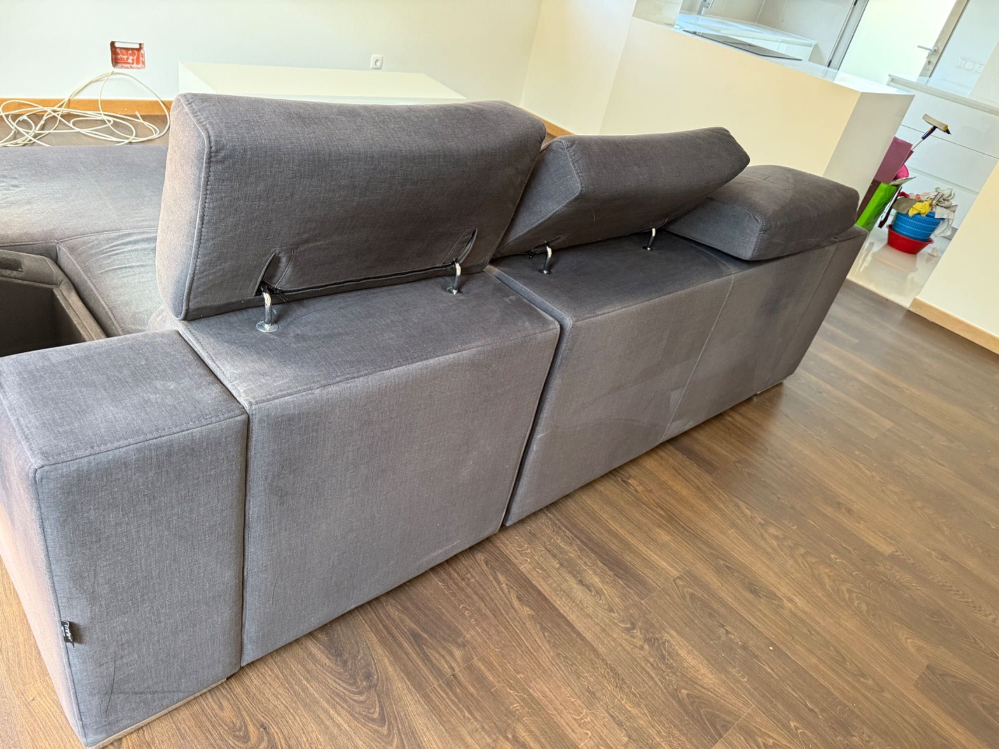 Sofá com Chaise Long