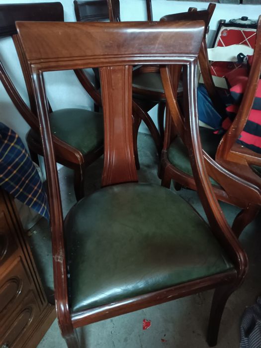 Mesa de jantar com 6 cadeiras