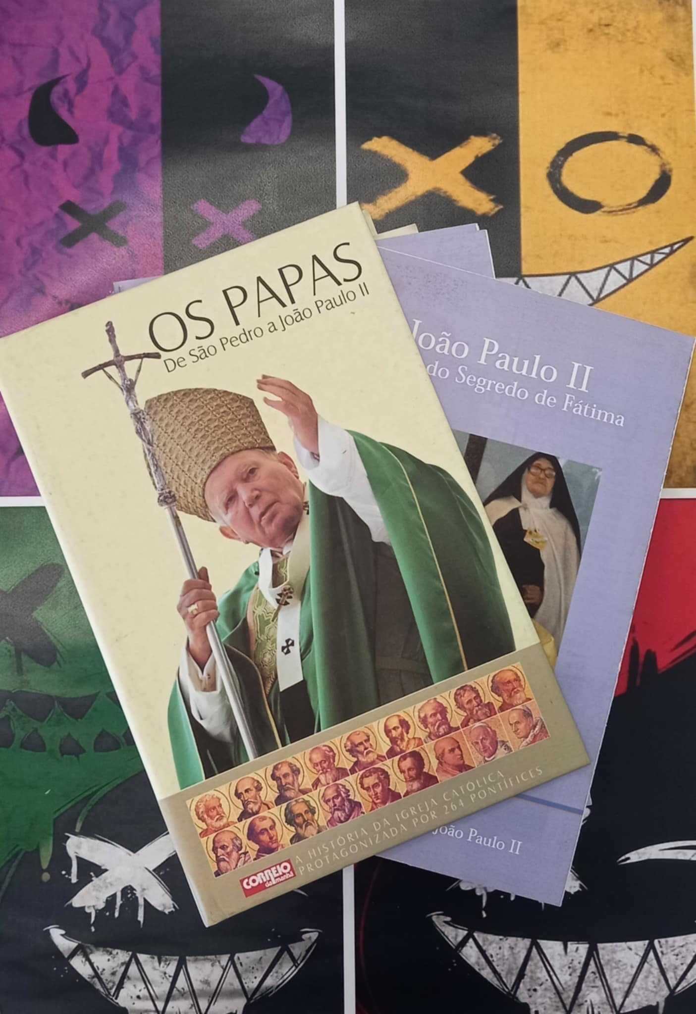 Livro Os Papas de São Pedro a João Paulo II