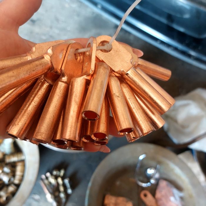 Продам бронзовую сантехнику. ЦЕНА ЗА ШТУКУ