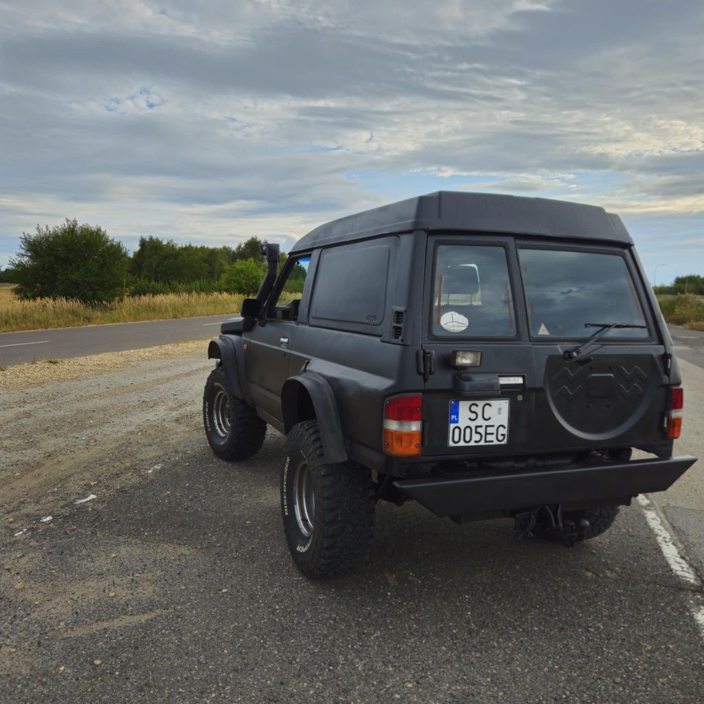Nissan Patrol Y60 GR 2.8td 116km 1990 kolo 35cali