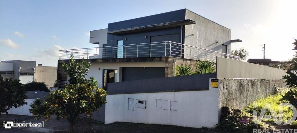 Casa / Villa T3 em Louredo