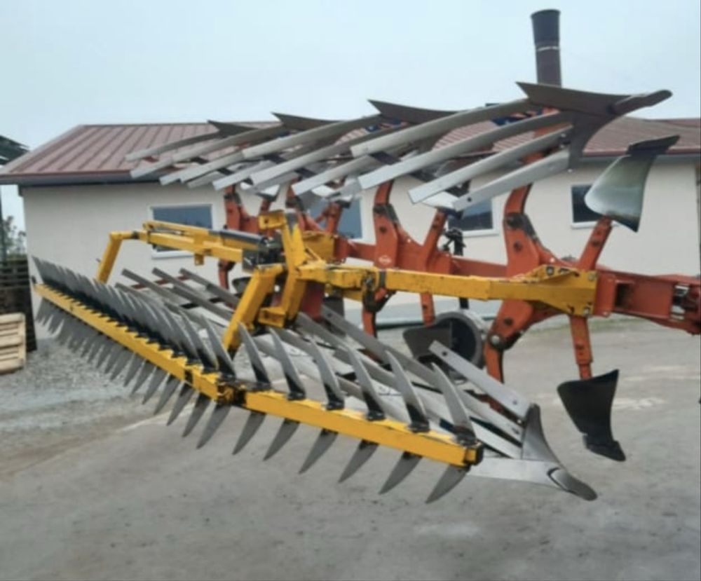 Plug obrotowy Kuhn 4 skibowy azurowy vari - master kverneland 3