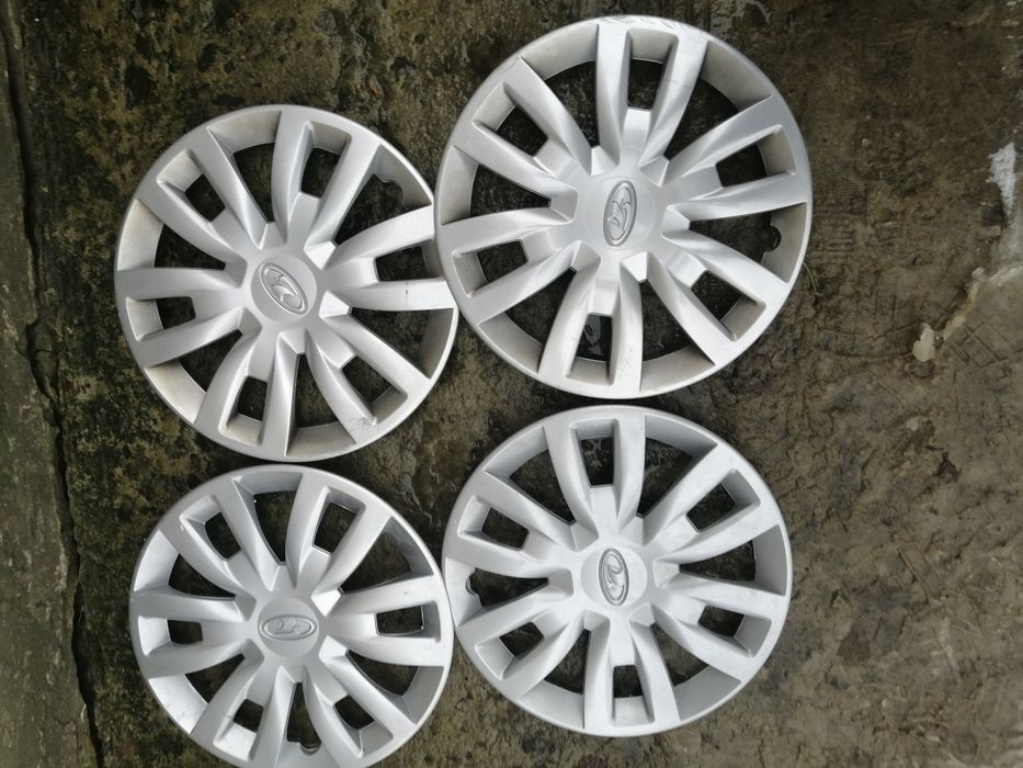 Резина Р-15 и диски 4х 100   5х114.3 и колпаки